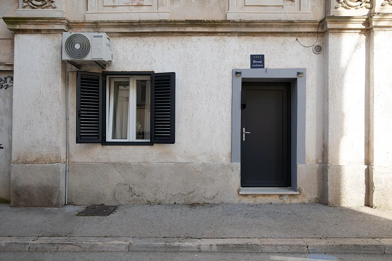 Elegant Apartment Next To Arena Pula